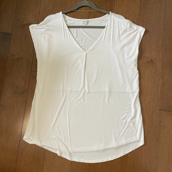 Extended Sleeve - V-Neck Tunic - Picture 3 of 3